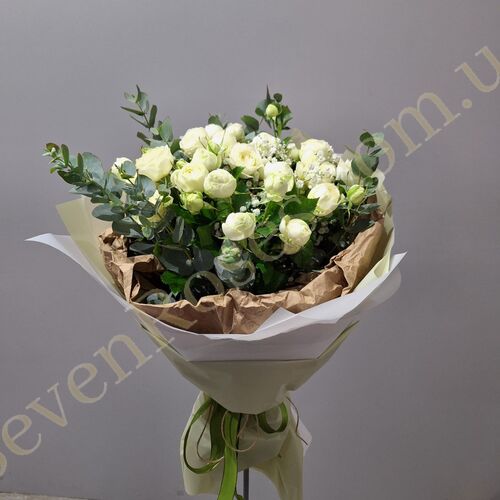 9 белых пионовидных роз Сноу Ворлд 60см