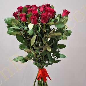 Троянда Red Tacazzi 80см